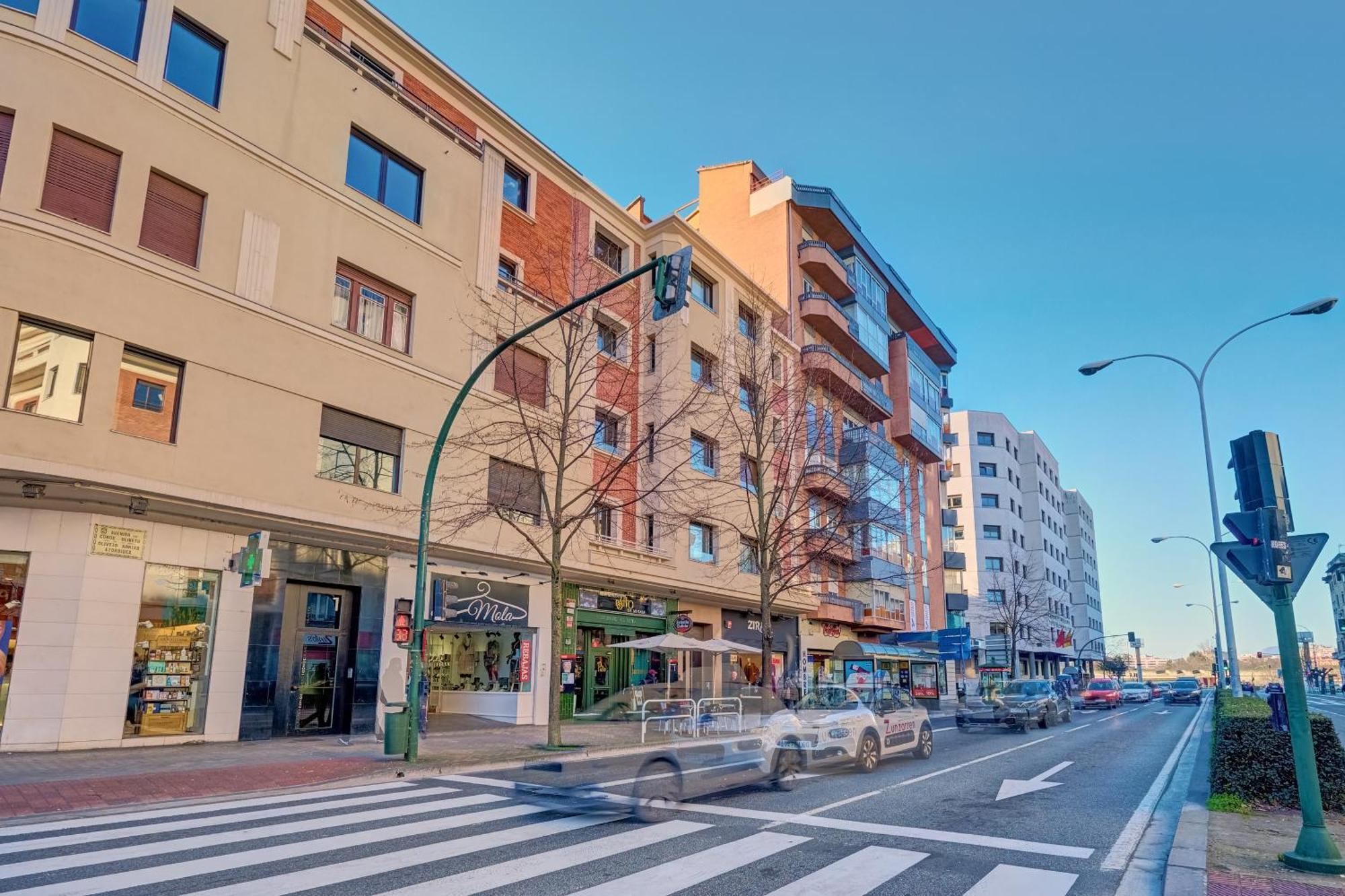 Apartamento El Conde By Clabao Pamplona Exterior foto